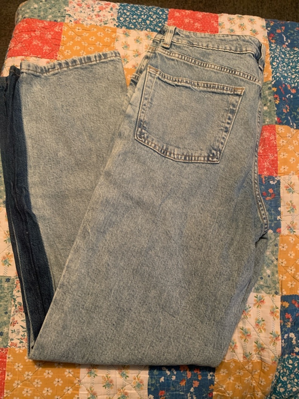 Time & Tru Light Wash Blue Denim Jeans 👖
